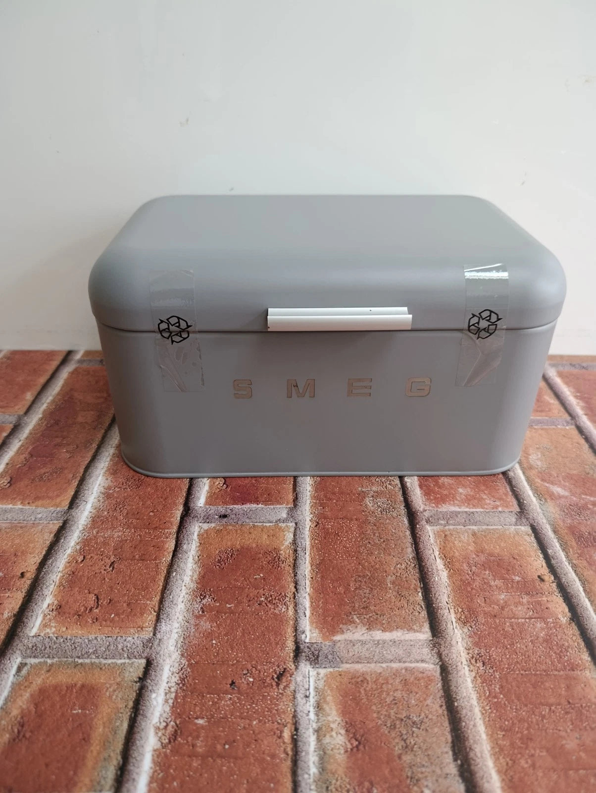 SMEG Old School 50s Retro Bread Bin Grey Kitchen Storage Box