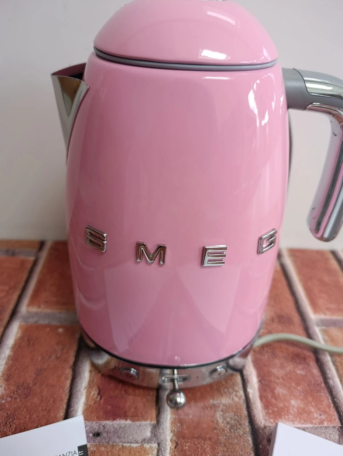 SEMG KLF03RGUK Pink Retro Style Kettle European Plug