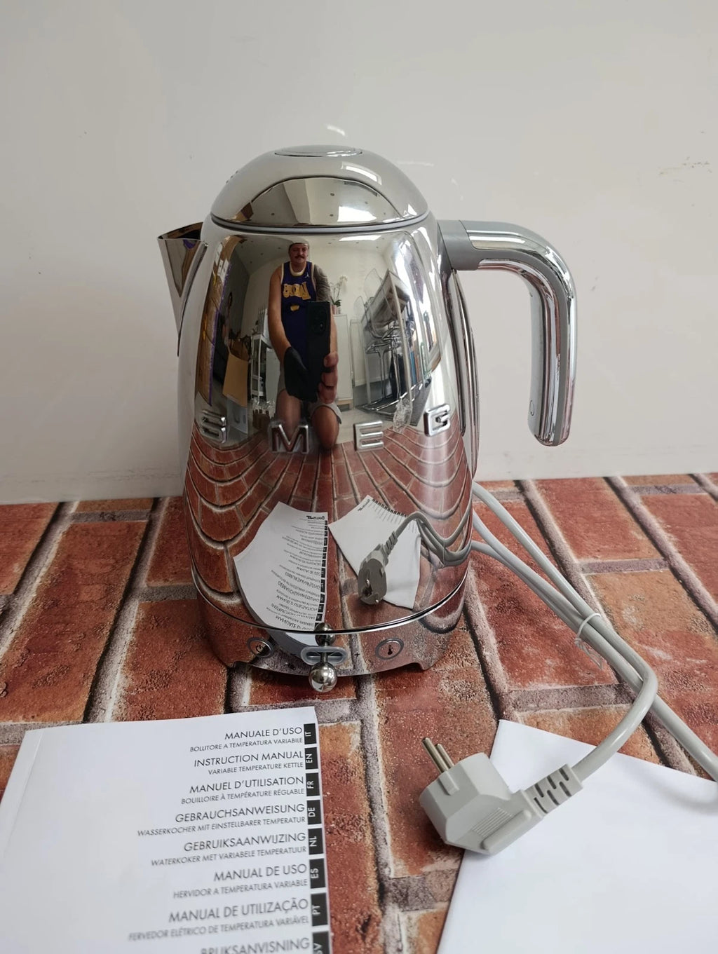SMEG KLF03RGUK Silver Retro Style Kettle European Plug