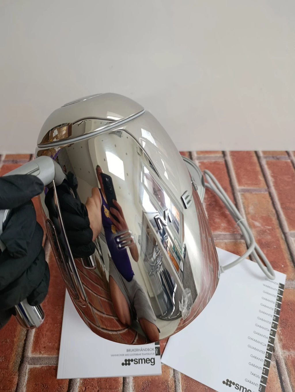 SMEG KLF03RGUK Silver Retro Style Kettle European Plug
