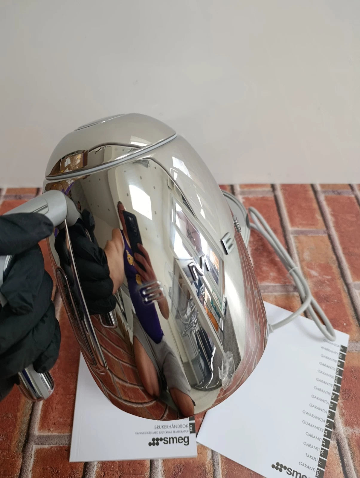SMEG KLF03RGUK Silver Retro Style Kettle European Plug